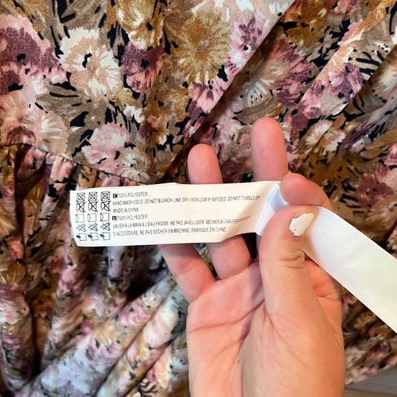 NWT En Saison Jocelyn floral cottage core dress size Small - Picture 9 of 10